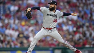 Dallas Keuchel hopes to revive career with Twins 