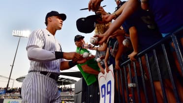 Yankees captain Aaron Judge praises top prospect Anthony Volpe