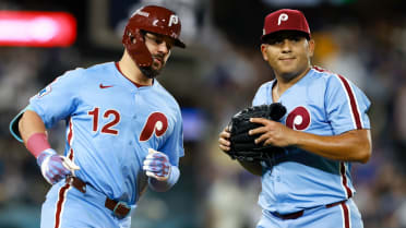 Kyle Schwarber and Ranger Suárez reject Phillies' qualifying offer