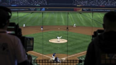 Watch classic MLB games for free