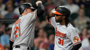 Surging Orioles expand AL East lead to 2½ games over Rays