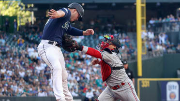 Report: Twins inquire about Mariners' Teoscar Hernandez, Ty France - Sports  Illustrated Minnesota Sports, News, Analysis, and More