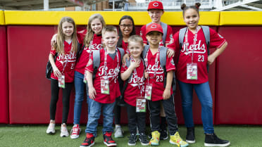 Reds Little Kids League Gear