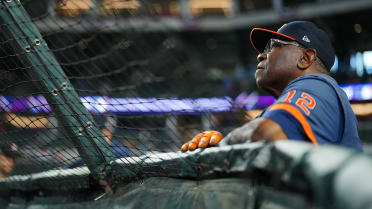 Houston Astros introduce new manager Dusty Baker in wake of sign