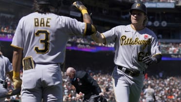 Pirates Struggles Continue in 14-4 Memorial Day Loss to Giants