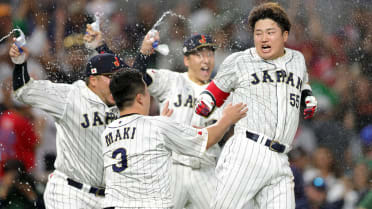 Samurai Japan squeaks out walk-off win over Dominican Republic in Olympic  baseball opener - The Japan Times