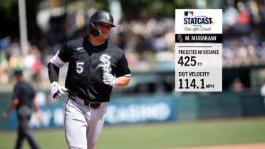 Munetaka Murakami hits 425-foot home run