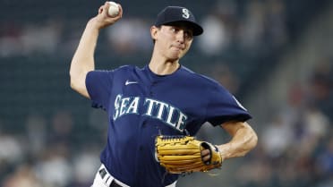 George Kirby pitches a gem, offense comes through as Mariners beat
