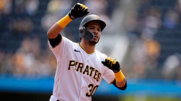 Padres acquire Adam Frazier from Pirates, per report - MLB Daily Dish