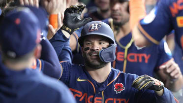 Astros Bullpen Wastes Altuve Slam. Twins Win in Extras 7-5 - The Crawfish  Boxes