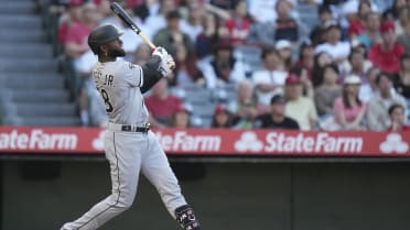 Sox On 35th on X: Luis Robert Jr. is having a month 🔥 .408/.491/.939  (20-for-49) 278 wRC+ 1.430 OPS 5 doubles 7 home runs 15 RBI 17 runs scored   / X