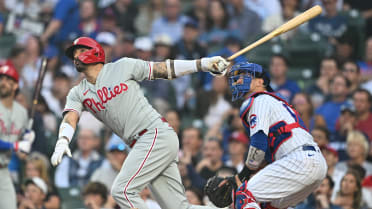 Nick Castellanos leads the way as the Phillies beat Cubs, 8-5