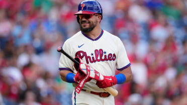 Kyle Schwarber and Phillies officially agree to four-year, $79 million deal  - The Boston Globe