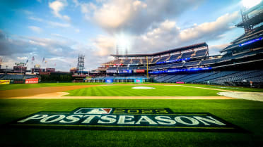 Phillies fans welcome back playoff baseball at Citizens Bank Park