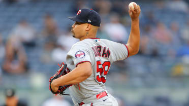 Fire up and watch: Jhoan Duran has an entrance worthy of his fastball