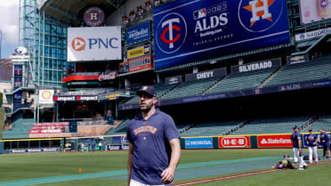 Verlander solid again as Astros complete sweep of Mariners - The