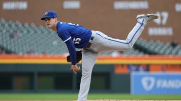 Five Pitches from Royals Pitchers (Illustrated Through GIFs) Worth Paying  Attention To in 2023 – The Royals Reporter