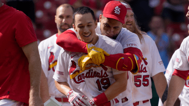 Edman caps epic comeback as Cardinals walk-off on Nationals