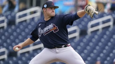 Photos: Braves have twin pitchers at minor league spring training