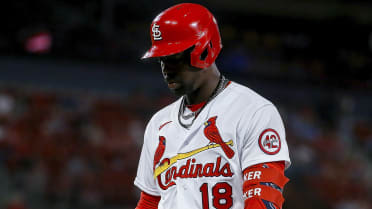 Walker's 12-game hitting streak ends as Cardinals fall to Pirates