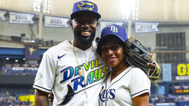 RandyArozarena's #mom Sandra threw a perfect first pitch 👏👏 #rays #, randy arozarena