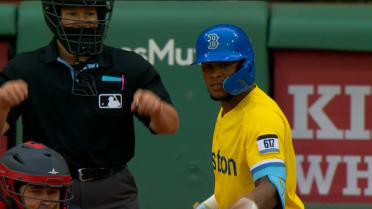 Ceddanne Rafaela's RBI double