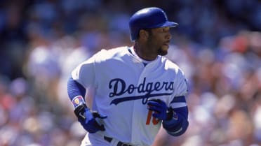 New York Mets Gary Sheffield hits a double in the sixth inning