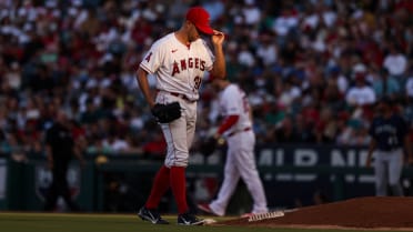 Angels lose fifth straight game on unlucky break
