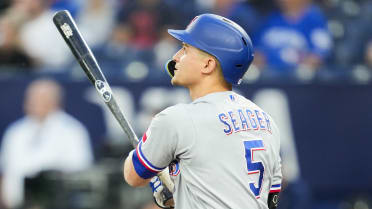 Rangers finish four-game sweep of Blue Jays, move into second wild-card  spot and extend winning streak to six 