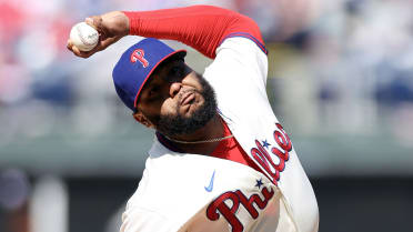 Phils reliever strikes out 11th straight batter