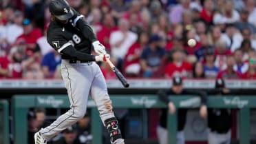 Luis Robert Jr. homers as White Sox beat Reds 5-4 - The San Diego