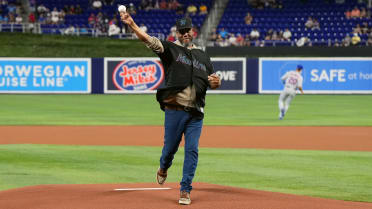 Marlins Turn to Virtual Opening Day Game For Baseball-Hungry Fans