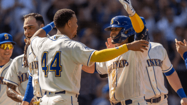 Good vibes for Mariners, who ride a walk-off homer by Eugenio Suárez to top  Bucs - The Athletic