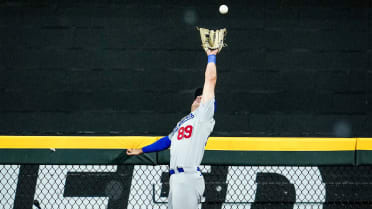 Dodgers' Jonny DeLuca reacts to stealing the show vs. Rangers with  highlight-reel grabs