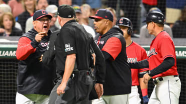 Terry Francona of the Cleveland Guardians stands in the dugout before  News Photo - Getty Images