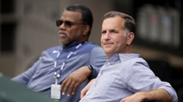 White Sox GM Hahn 'shocked' by ex-reliever Middleton's scathing