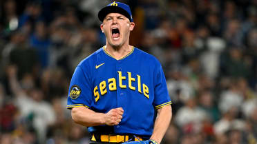 Mariners' Paul Sewald enjoys silencing Mets fans in return