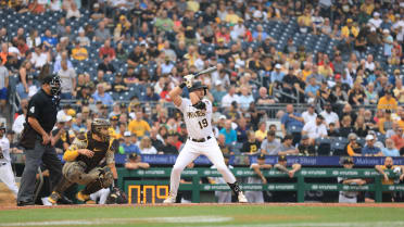 Jared Triolo, Pirates rookies shine in 2-strike situations in bounce-back  win over Cubs