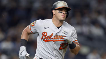 Mets Trade Catcher James McCann to Orioles - Sports Illustrated
