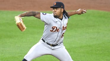 Tigers agree to trade All-Star closer to Phillies for 3 players 