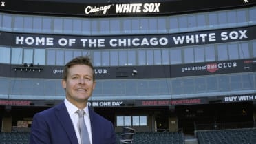 Chicago White Sox manager Pedro Grifol has a useless strategy