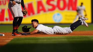 Ellsbury Is Latest Star To Swap Red Socks For Pinstripes