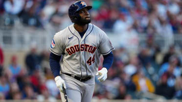 Family of Houston Astros' Yordan Alvarez arrives from Cuba to see him play  professionally for first time - ESPN