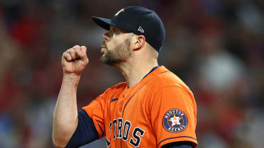 Former Red Sox players Vázquez, Pressly make history for Astros in World  Series