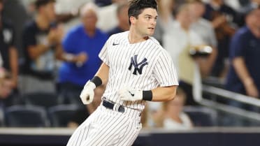 Chicago White Sox hope for bounce-back season from Andrew Benintendi in  2024 - BVM Sports