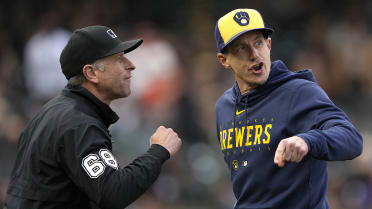 Milwaukee, United States. 15th Sep, 2023. Milwaukee Brewers manager Craig  Counsell comes out of the dugout to question a call in the fifth inning of  their baseball game against the Washington Nationals