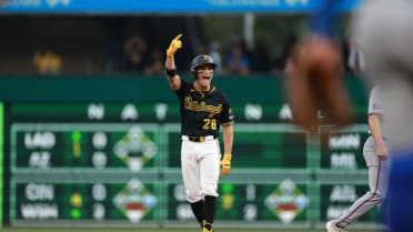 mlb.com - Jason Mackey - Pirates offense finally erupts in rout of Mets, snapping four-game slide