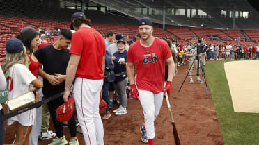 Red Sox' Trevor Story leaves spring training for birth of first child –  Blogging the Red Sox