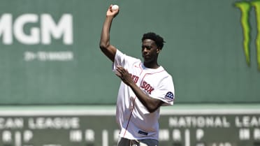 mlb.com - Theo DeRosa - Living the dream! Top NBA Draft pick Dybantsa throws out 1st pitch at Fenway