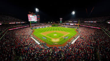 Phillies fans welcome back playoff baseball at Citizens Bank Park